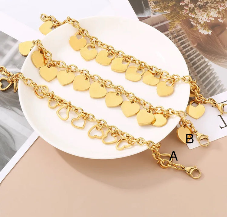 Timeless heart bangle