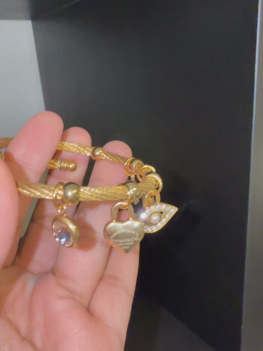 T charm bangle